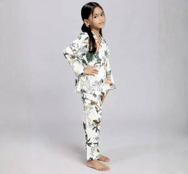 Kids white jungle print cotton night suit side view, flexible and comfortable nightwear