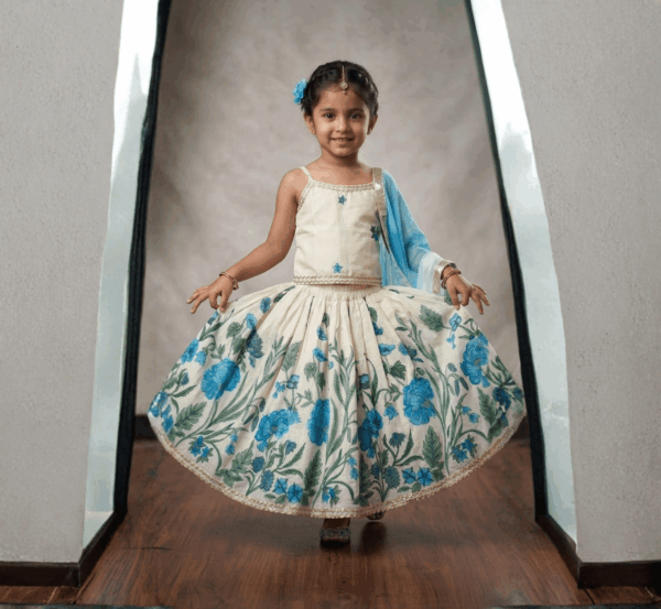 Girls Lengha Choli hover view
